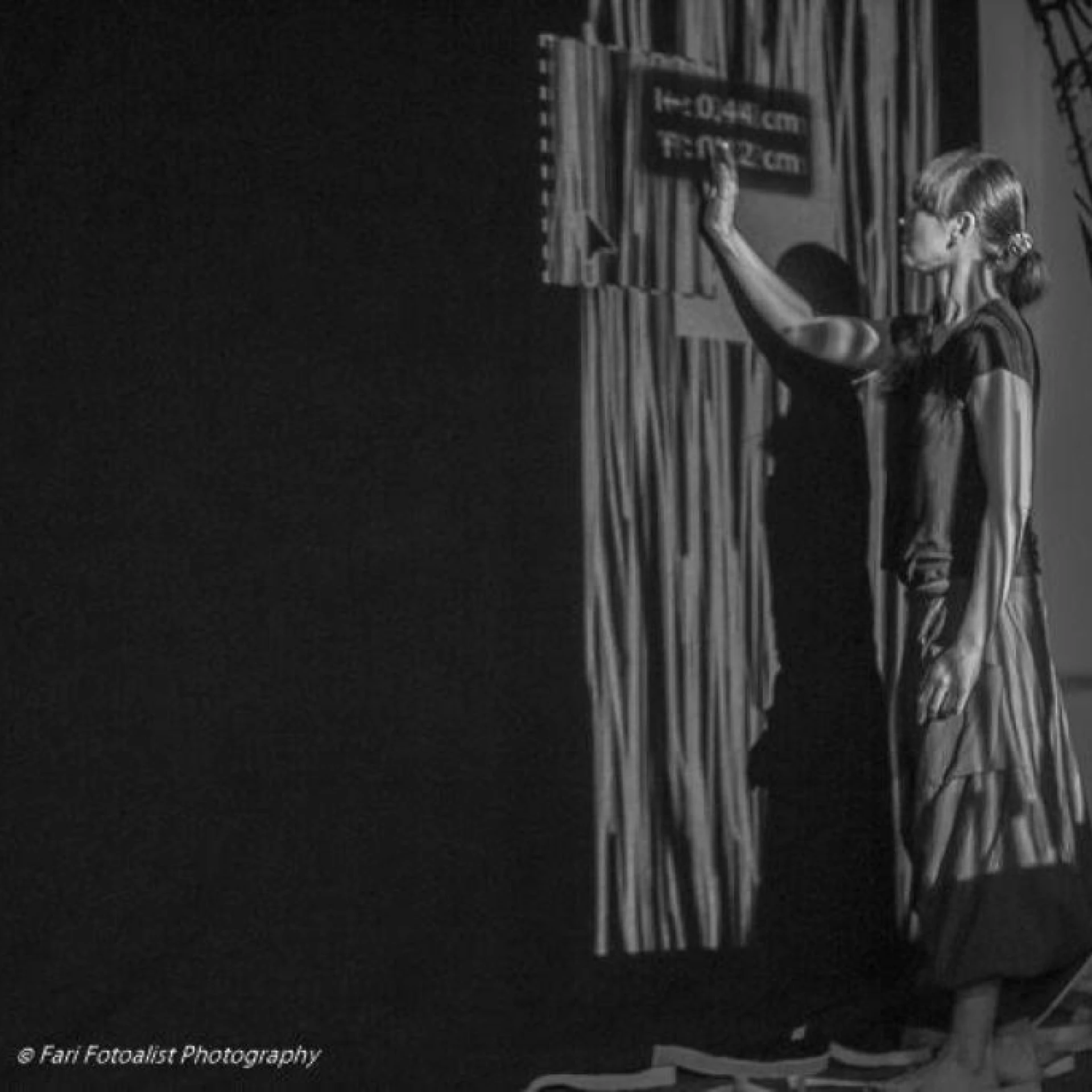 A Silent Room  
Performance together with Yuko Matsuyama, gallery Neurotitan, October 2017, Berlin
photo by Fari Fotoalist