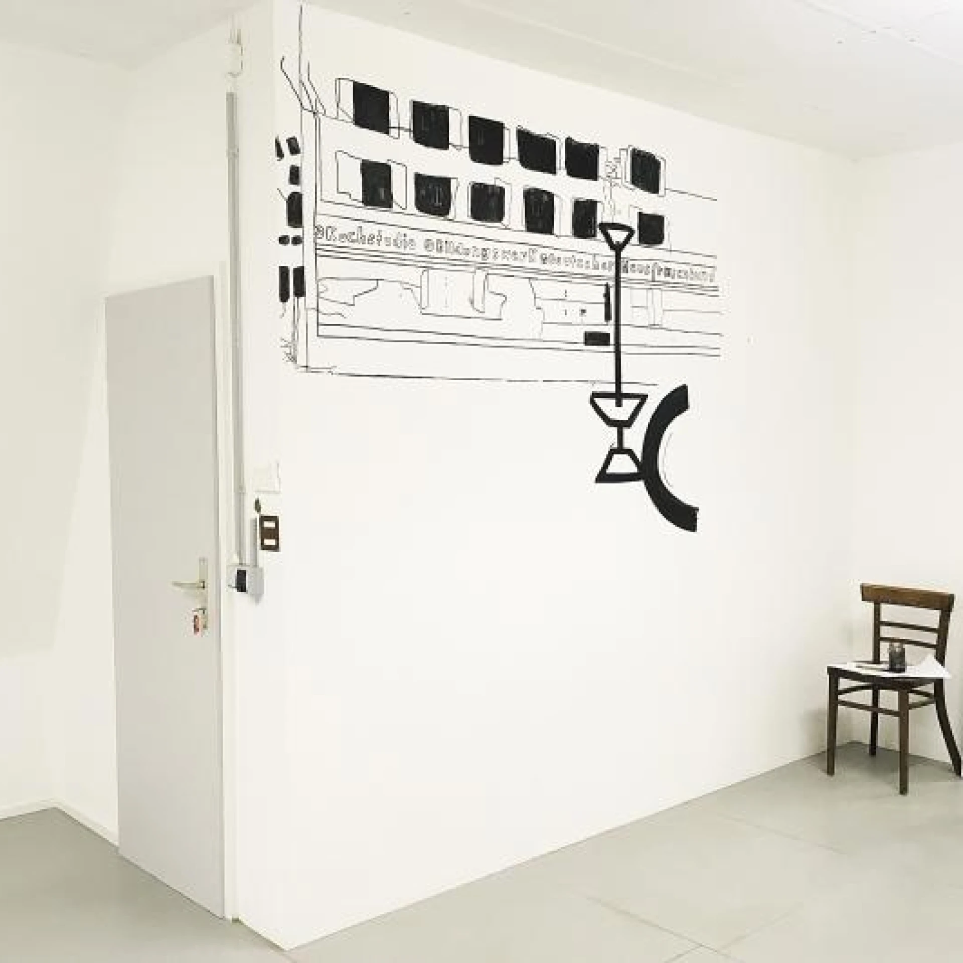 Connecting places
Am neuen Markt - Wandbild, Linda Furker, Tusche auf Wand, 150 x 200 cm, Dachatelier Künstlerhaus Bremen, September 2018, Bremen
Foto: Linda Furker