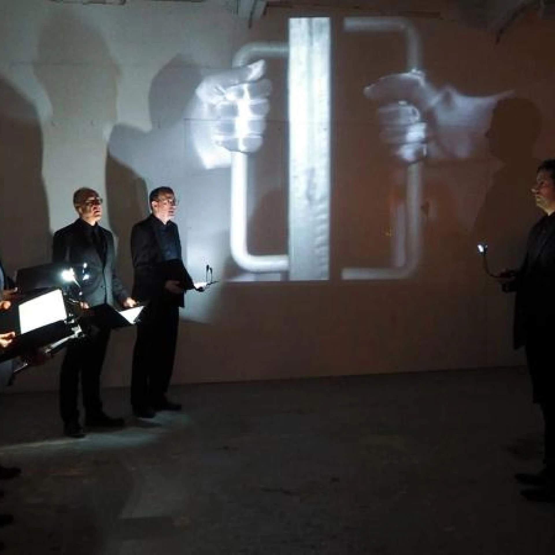 *Schlaf-t Wieder Ein*, 2018 (Performance), Photo: Galit Bar-Dor